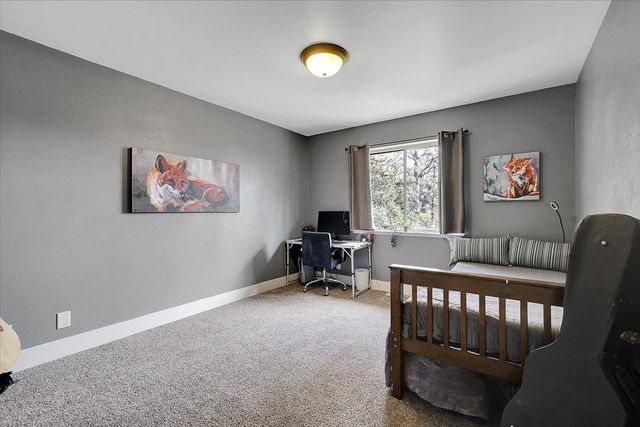 18744 Joseph Dr, Grass Valley, CA 95949