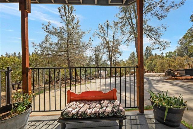 18744 Joseph Dr, Grass Valley, CA 95949