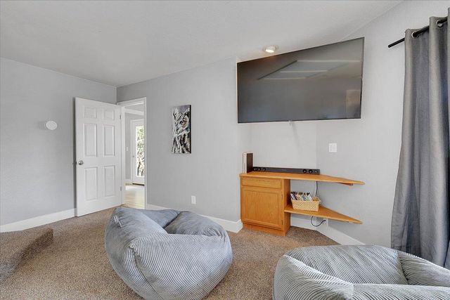 18744 Joseph Dr, Grass Valley, CA 95949