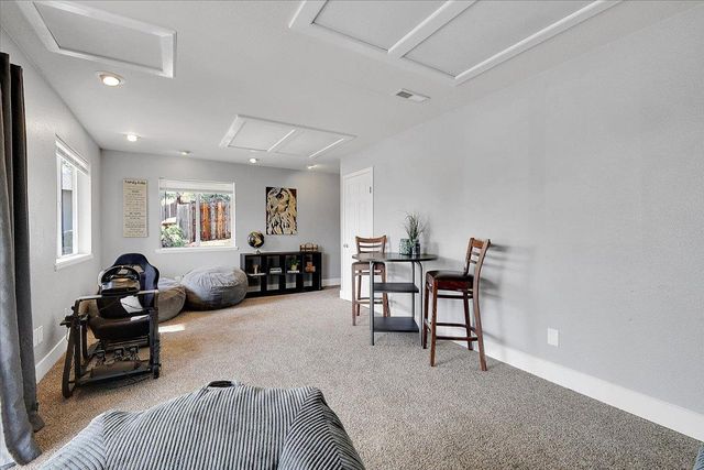 18744 Joseph Dr, Grass Valley, CA 95949