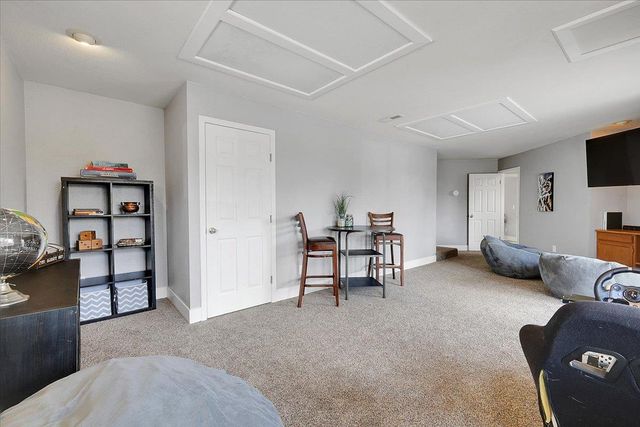 18744 Joseph Dr, Grass Valley, CA 95949