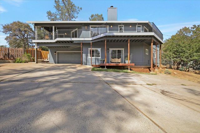 18744 Joseph Dr, Grass Valley, CA 95949