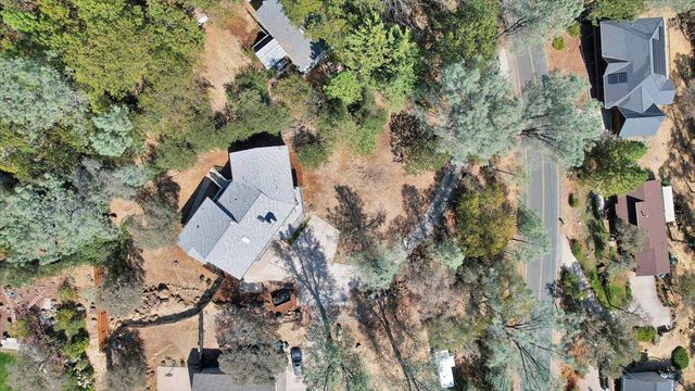 18744 Joseph Dr, Grass Valley, CA 95949