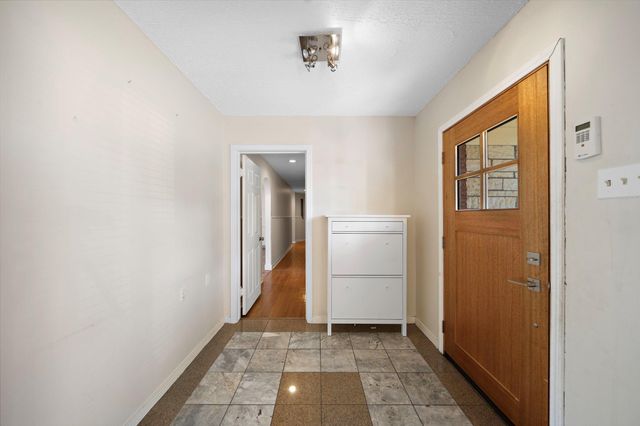 215 Fairbanks Street, Houston, TX 77009