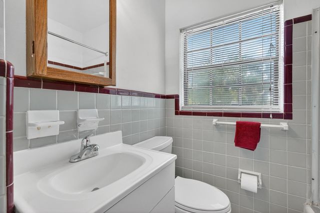 1241 Lorento St, Jacksonville, FL 32211