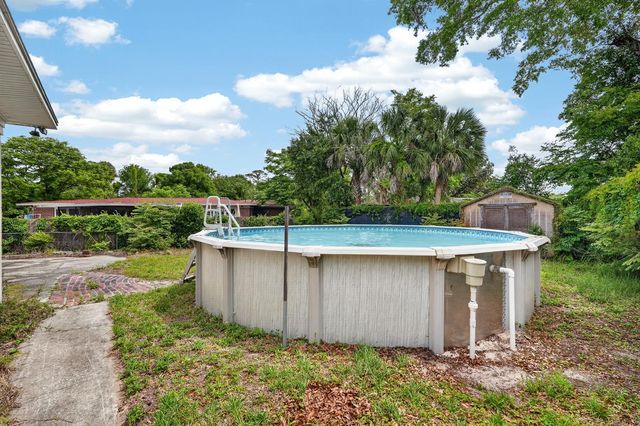 1241 Lorento St, Jacksonville, FL 32211