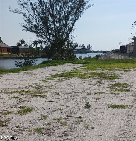 4128 NW 30th LN, Cape Coral, FL 33993