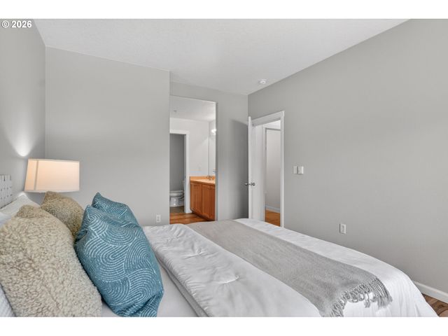 14600 Sw MAGPIE Ln 101, Beaverton, OR 97007