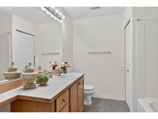14600 Sw MAGPIE Ln 101, Beaverton, OR 97007