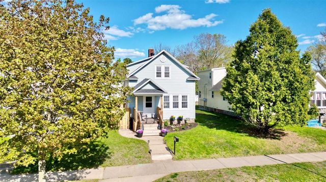 625 Dewey Street, Eau Claire, WI 54703