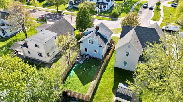 625 Dewey Street, Eau Claire, WI 54703