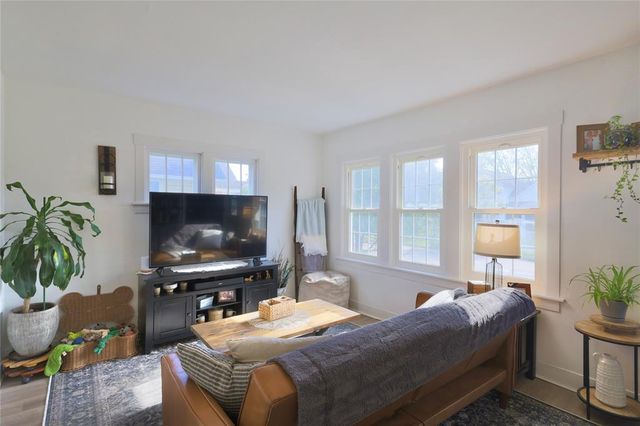 625 Dewey Street, Eau Claire, WI 54703