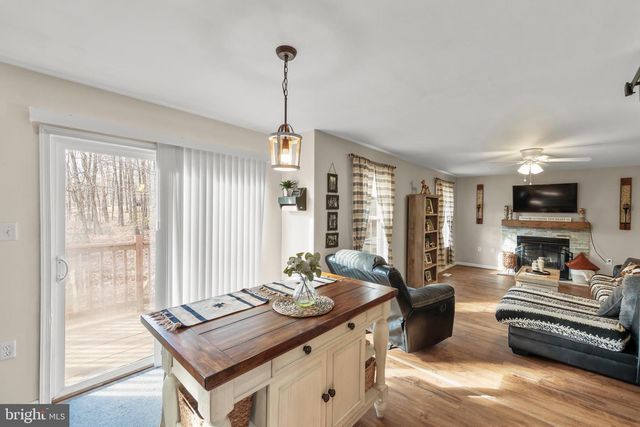 1105 HENRY DR, Winchester, VA 22602