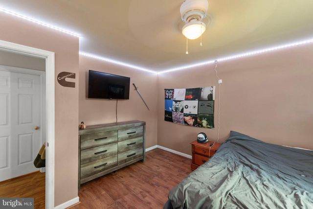 1105 HENRY DR, Winchester, VA 22602