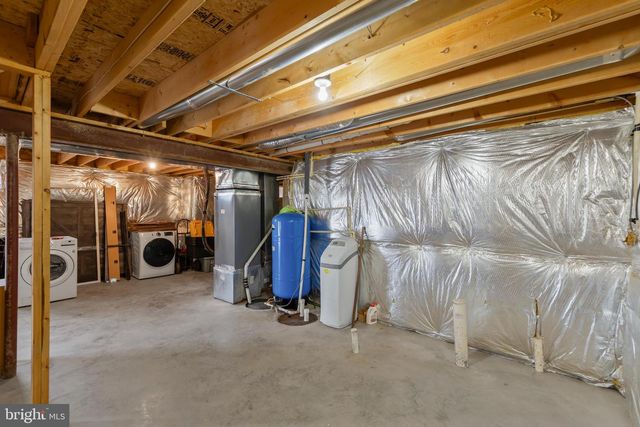 1105 HENRY DR, Winchester, VA 22602