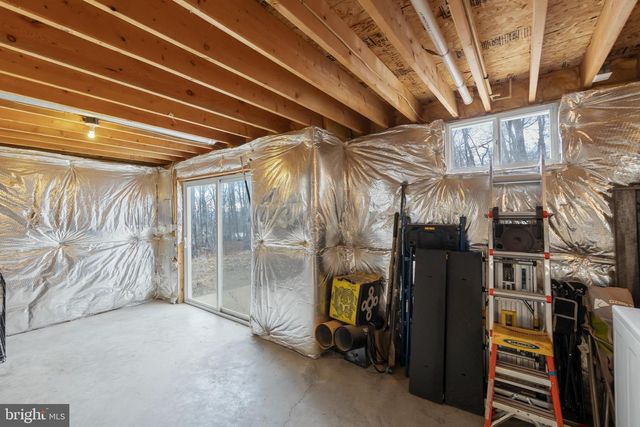 1105 HENRY DR, Winchester, VA 22602