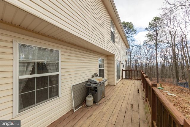 1105 HENRY DR, Winchester, VA 22602