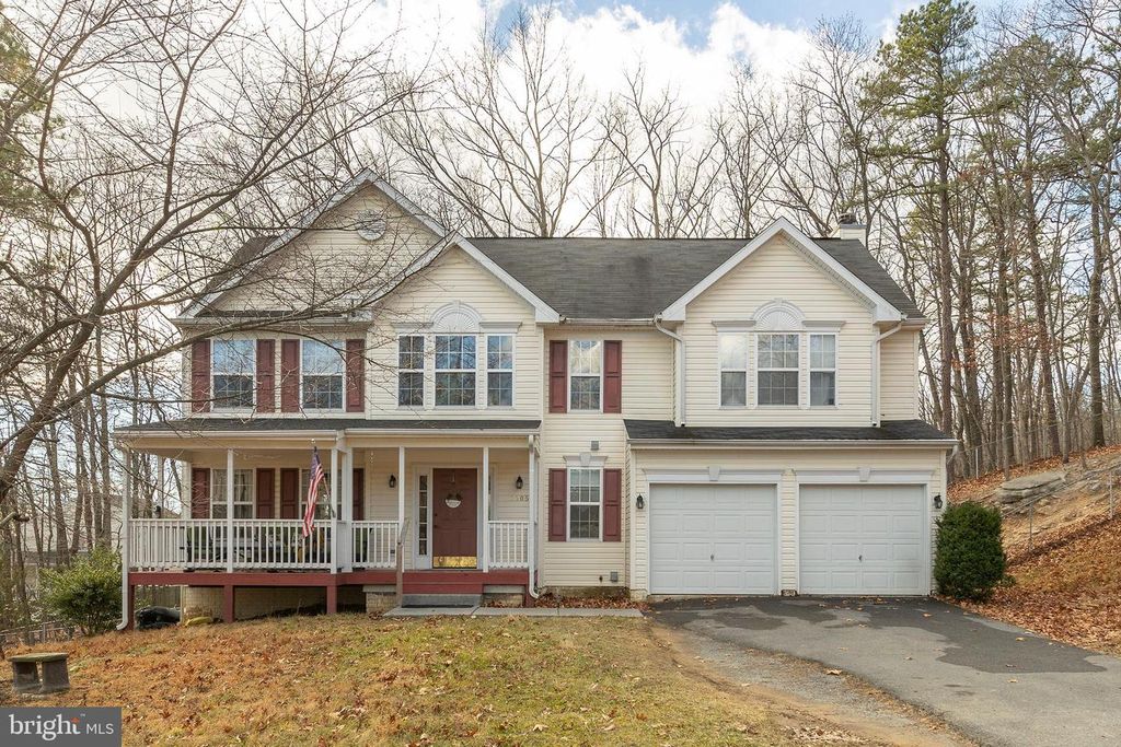 1105 HENRY DR, Winchester, VA 22602