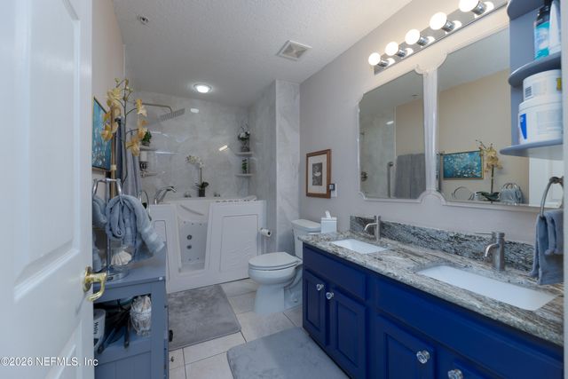 785 OAKLEAF PLANTATION Parkway 1913, Orange Park, FL 32065