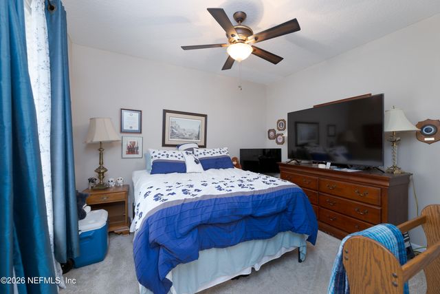 785 OAKLEAF PLANTATION Parkway 1913, Orange Park, FL 32065