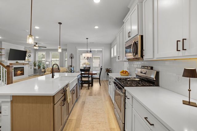 376 Turfway Park, Gallatin, TN 37066