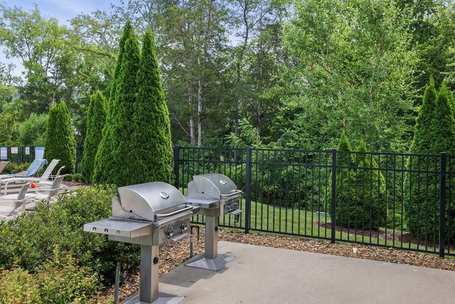 376 Turfway Park, Gallatin, TN 37066