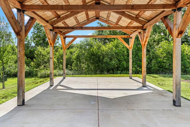 376 Turfway Park, Gallatin, TN 37066