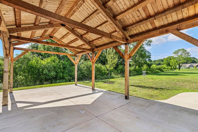 376 Turfway Park, Gallatin, TN 37066