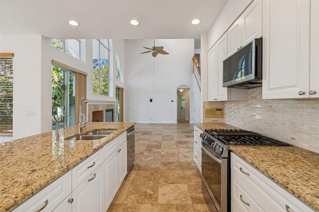 1828 LONGVIEW LANE, Tarpon Springs, FL 34689