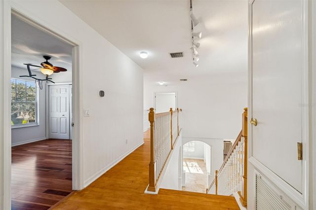 1828 LONGVIEW LANE, Tarpon Springs, FL 34689