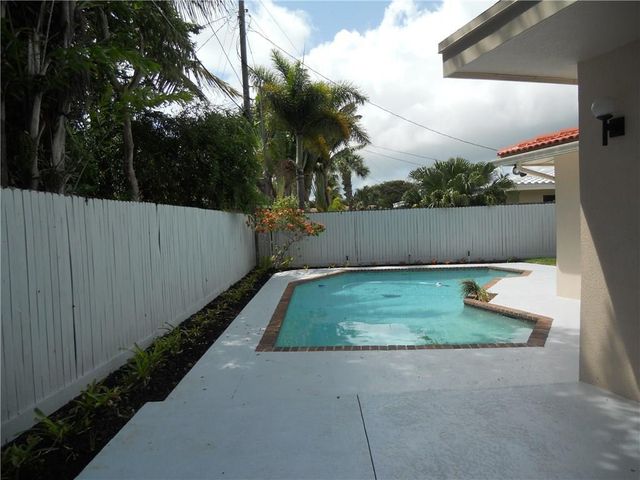 5910 NE 21st Way, Fort Lauderdale, FL 33308