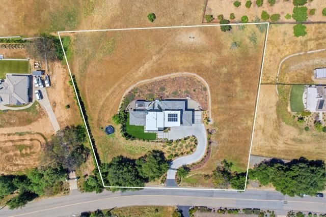 4407 Ramona Drive, Fallbrook, CA 92028