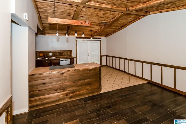 10091009 TIMBERBROOK CIRCLE, Brookside, AL 35214