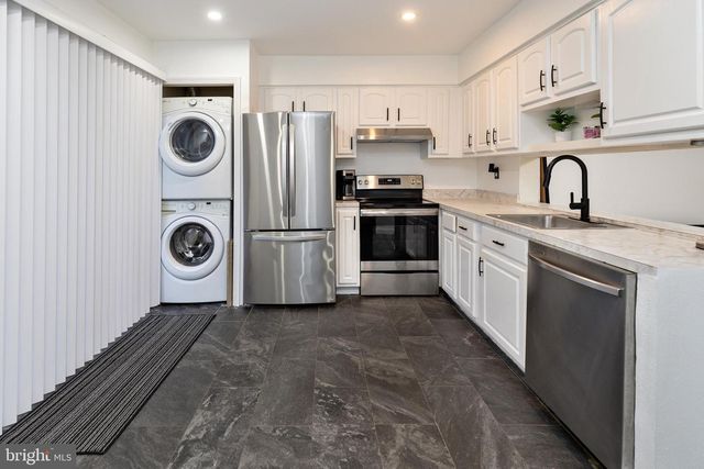 1139 THACKARY CT, Voorhees, NJ 08043