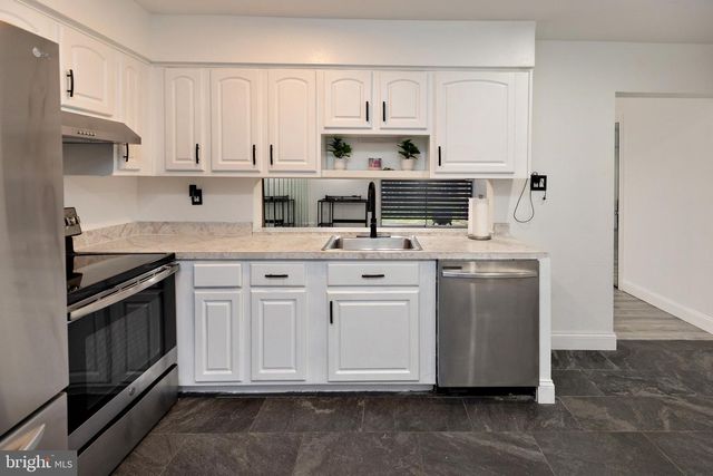1139 THACKARY CT, Voorhees, NJ 08043