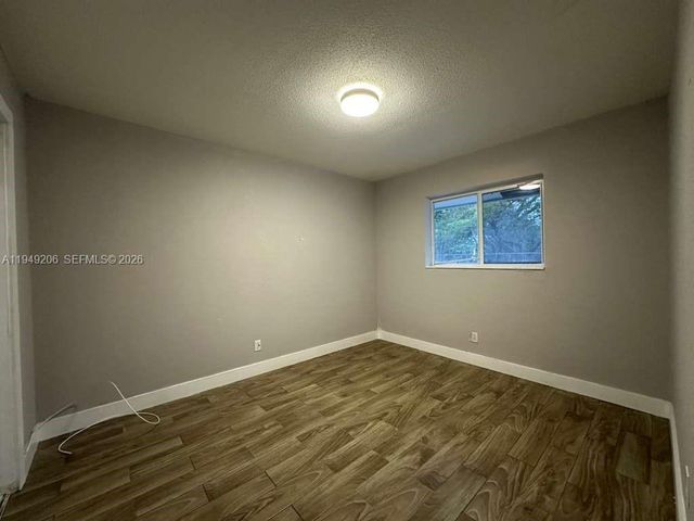 647 NW 3rd Ave 3, Fort Lauderdale, FL 33311