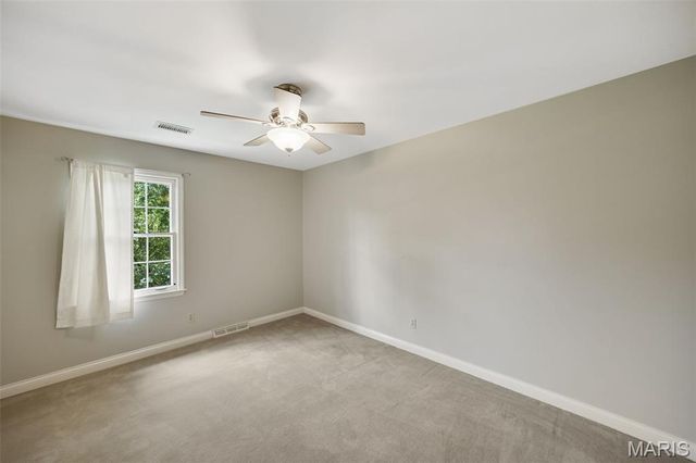 12819 Huntercreek Road, Des Peres, MO 63131