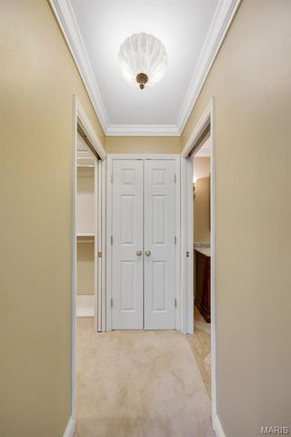 12819 Huntercreek Road, Des Peres, MO 63131