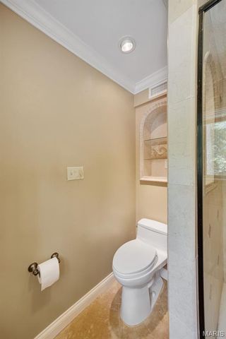 12819 Huntercreek Road, Des Peres, MO 63131