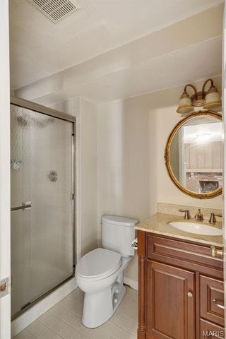 12819 Huntercreek Road, Des Peres, MO 63131