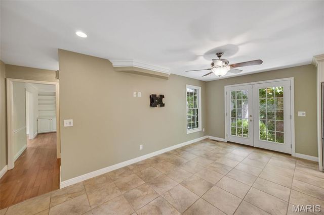 12819 Huntercreek Road, Des Peres, MO 63131