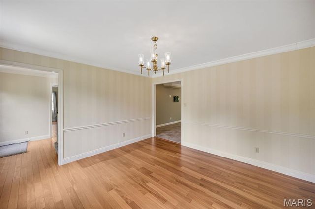 12819 Huntercreek Road, Des Peres, MO 63131