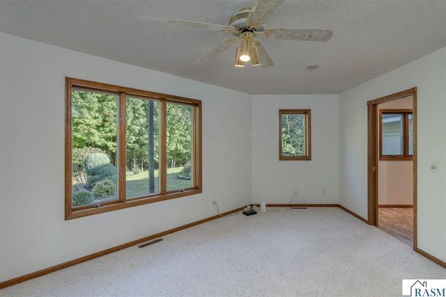 38102 Honeysuckle Lane, North Mankato, MN 56003