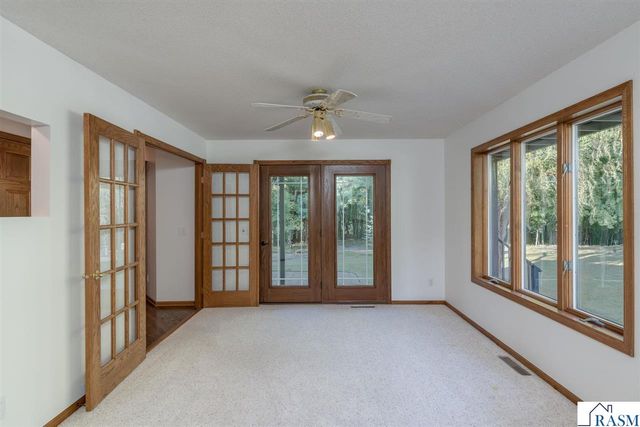 38102 Honeysuckle Lane, North Mankato, MN 56003