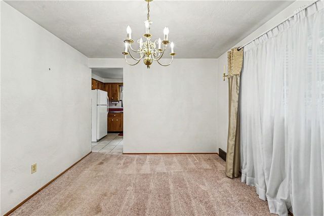 104 Longmount Dr, Ross Twp, PA 15214