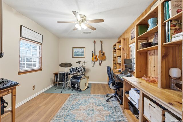 2103 River Hollow, San Antonio, TX 78232