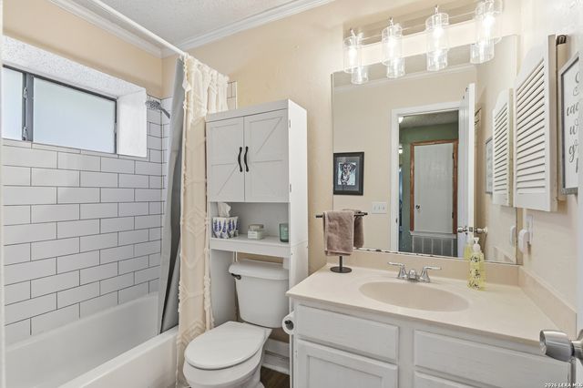 2103 River Hollow, San Antonio, TX 78232