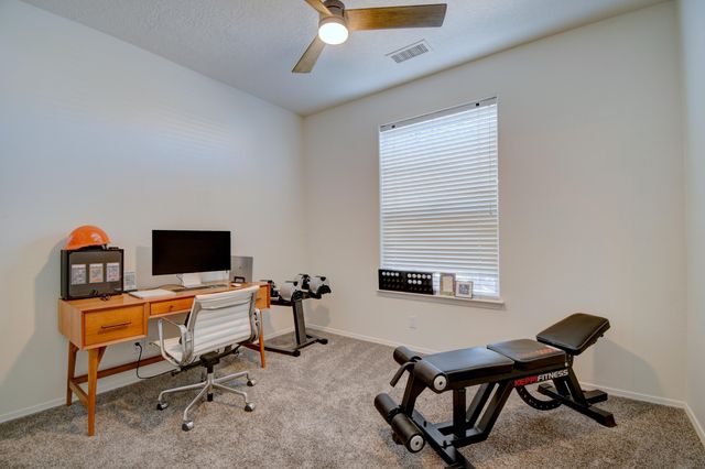 5800 Bosque Vista Drive NE, Albuquerque, NM 87111