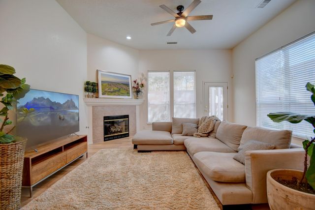 5800 Bosque Vista Drive NE, Albuquerque, NM 87111