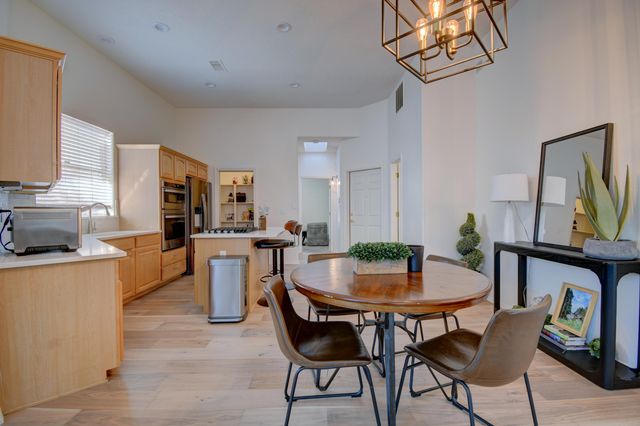 5800 Bosque Vista Drive NE, Albuquerque, NM 87111